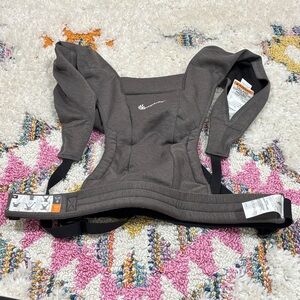 Ergobaby Carrier